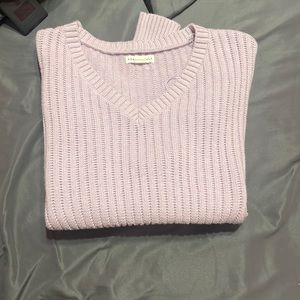 Long sleeved cropped sweater